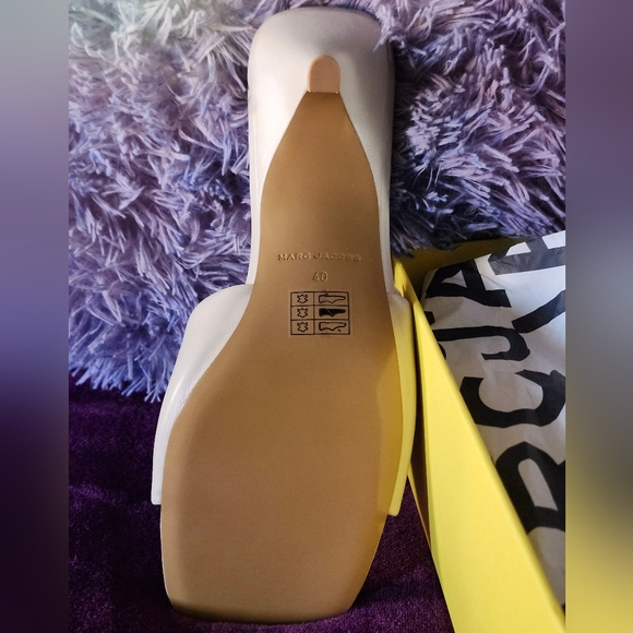 NEW Marc Jacobs Cream Slide Sandals SIZE W10 - Picture 5 of 12